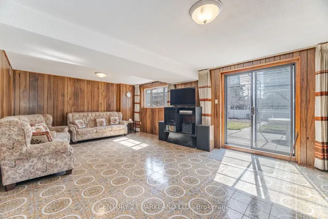 Additional image 33 of 55 Hickorynut Dr