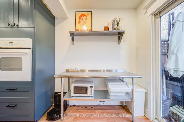 Additional image 18 of 102 Frater Ave