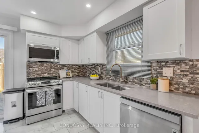 Additional image 22 of 182 Roberts Cres