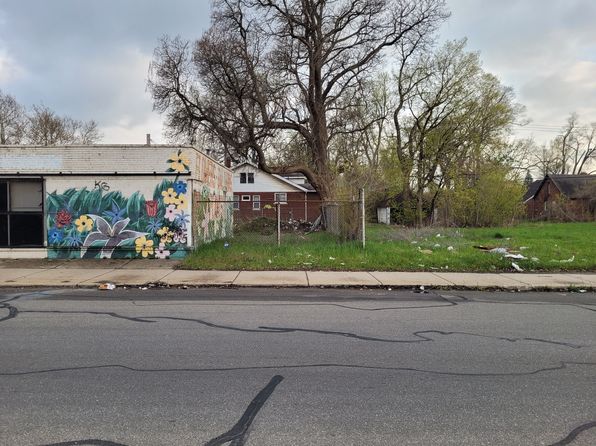 15317 Schoolcraft St, Detroit, MI 48227