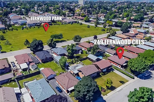 Additional image 5 of 249 Fernwood Cres