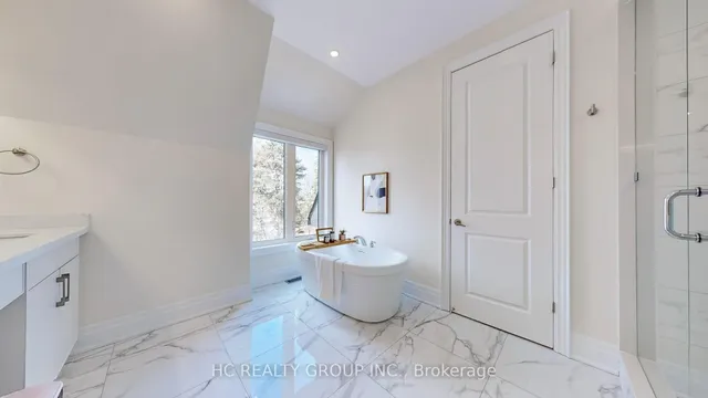 Additional image 35 of 6 Becky Cheung Crt