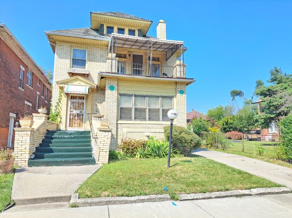 1980 Hazelwood St, Detroit, MI 48206