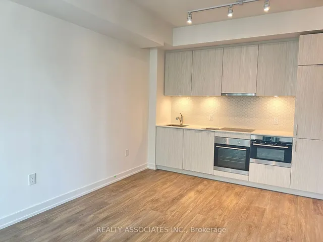 Additional image 3 of 158 Front St Unit 1816