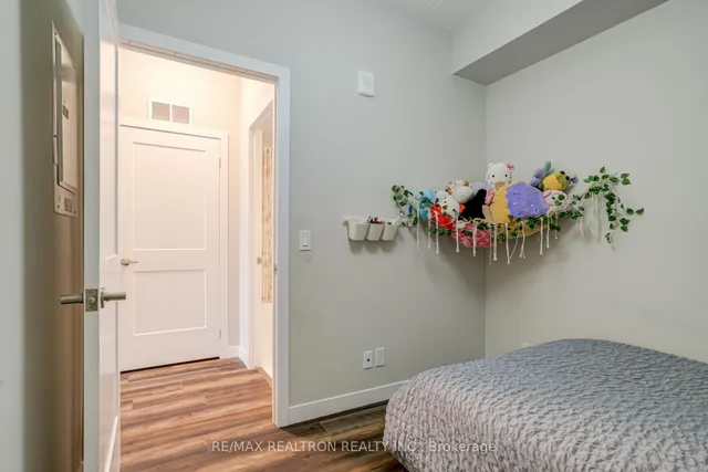 Additional image 26 of 15 Queen St Unit 1701