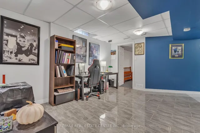 Additional image 33 of 79 Turtlecreek Blvd