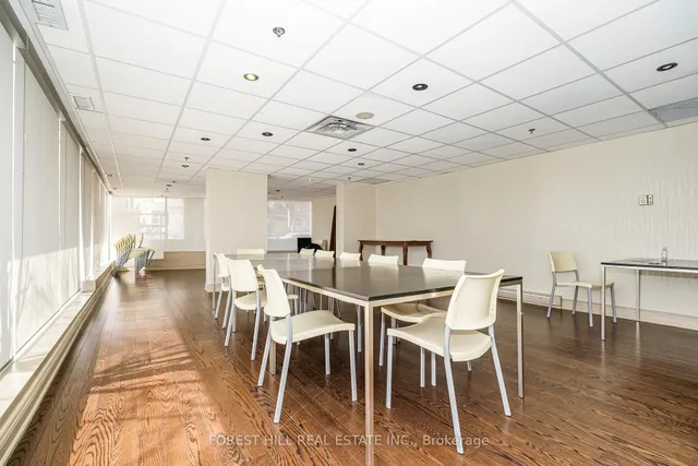 Additional image 8 of 650 Queens Quay Unit 608
