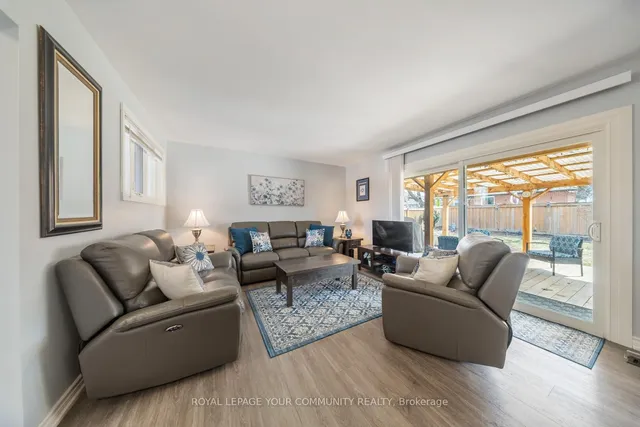 Additional image 5 of 37 Burgby Ave