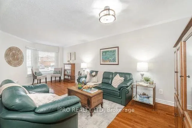 Additional image 8 of 117 Ecclestone Dr