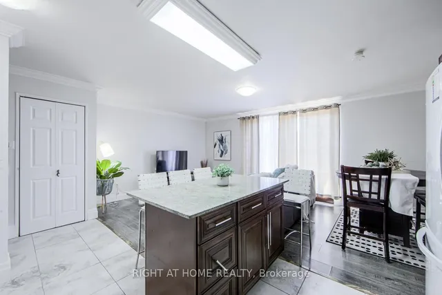 Additional image 10 of 1008 FALGARWOOD Dr Unit 1