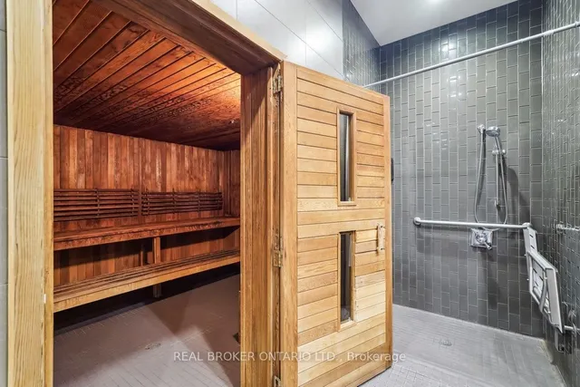 Additional image 17 of 80 Marine Parade Dr Unit 2509