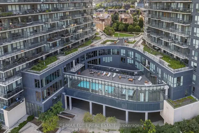 Additional image 36 of 51 East Liberty St Unit 715