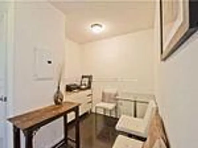 Additional image 6 of 11 Brunel Crt Unit 2902