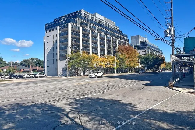 1050 The Queens Way Unit 416