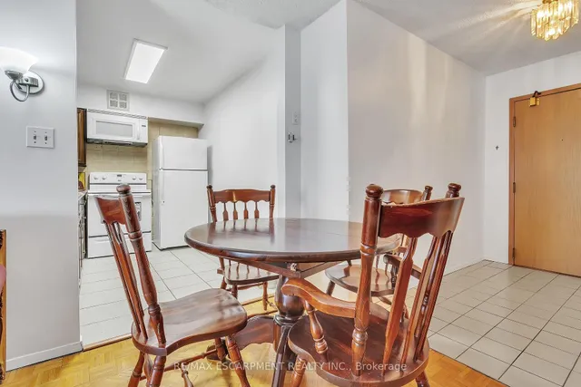 Additional image 11 of 24 Southport St Unit 756