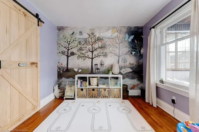 Additional image 9 of 64 Graham Ave