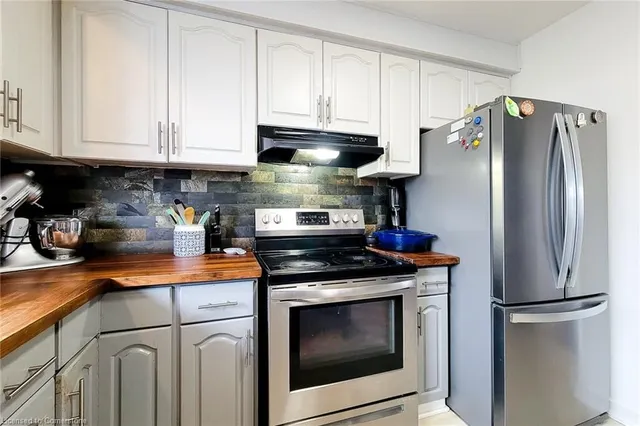 Additional image 7 of 8 Basswood Crt