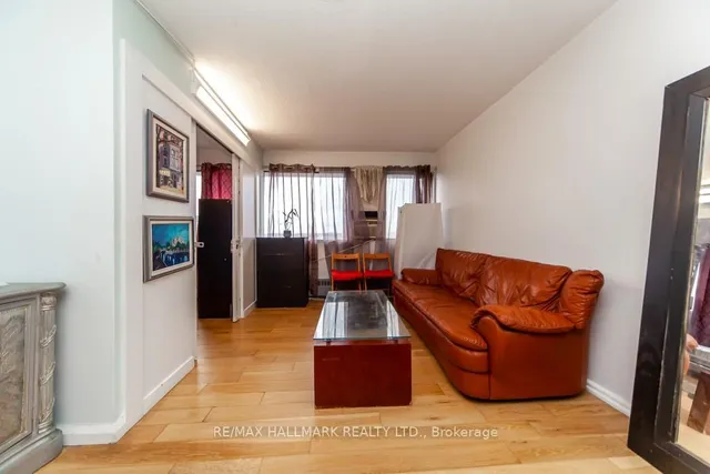 Additional image 32 of 10 Sunny Glwy Unit 2102