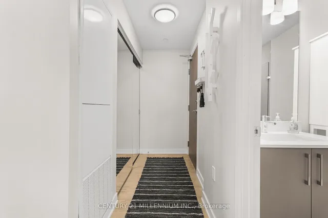 Additional image 10 of 27 Bathurst St Unit 1712