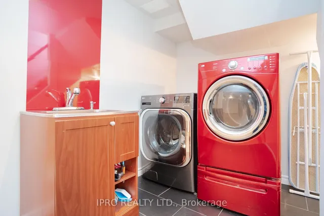 Additional image 23 of 340 Renforth Dr