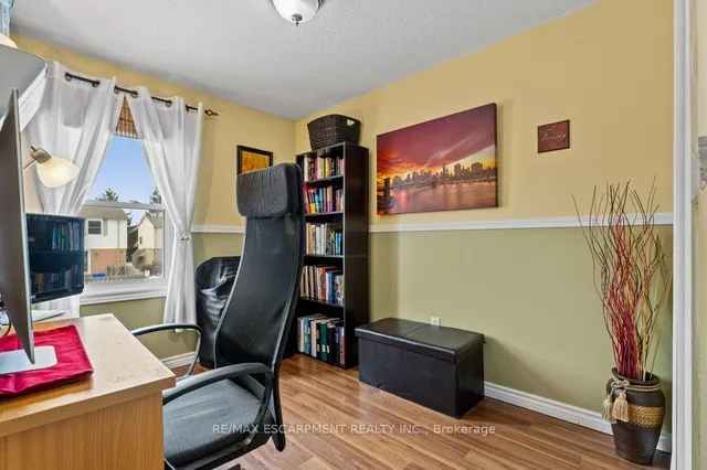 Additional image 29 of 1300 Upper Ottawa St Unit 49