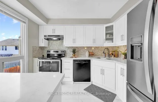 Additional image 15 of 65 Elmvale Ave