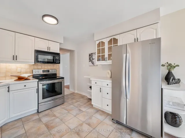 Additional image 12 of 70 Blue Anchor Tr