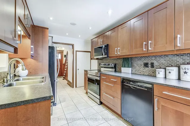 Additional image 11 of 29 East 21st St