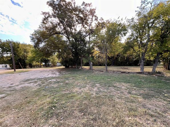 Additional image 4 of 902 S Waverly Dr, Dallas, TX 75208