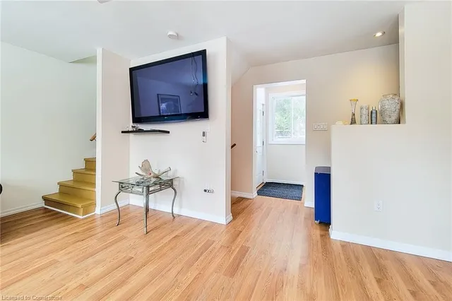 Additional image 29 of 354 Old Brock Rd