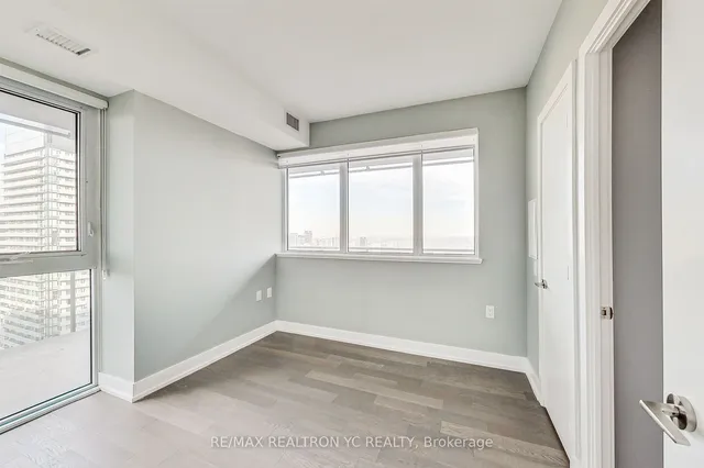 Additional image 11 of 7 Grenville St Unit 4705