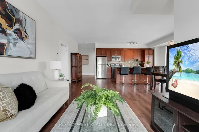 Additional image 17 of 45 Yorkland Blvd Unit 903