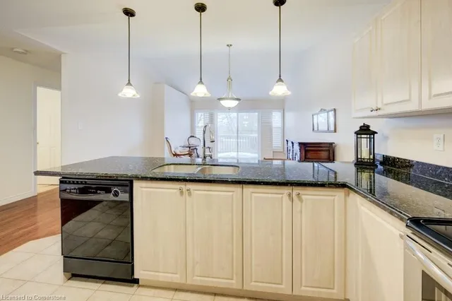 Additional image 11 of 243 Fennell Ave Unit 3