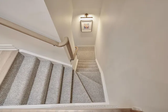 Additional image 16 of 370 Wallace Ave Unit 702