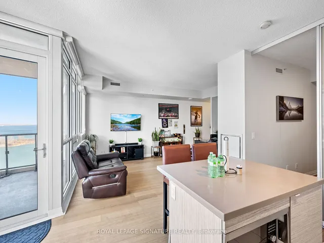 Additional image 18 of 59 Annie Craig Dr Unit 1501