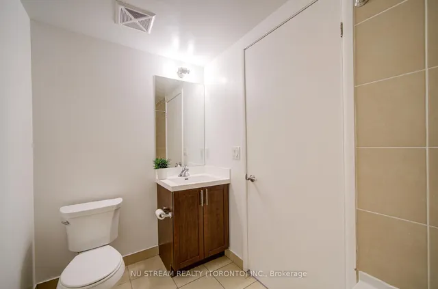 Additional image 28 of 800 Lawrence Ave Unit 812