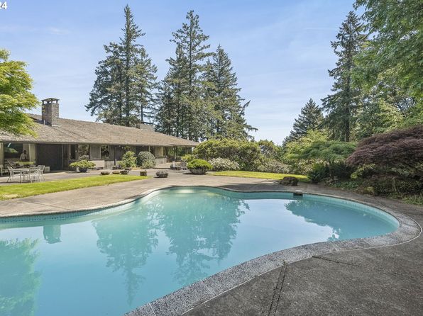 10666 S Moapa Ave, Portland, OR 97219