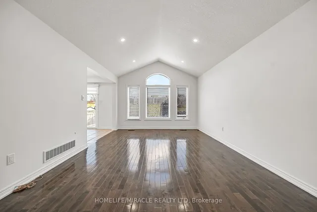 Additional image 9 of 226 Spring valley Cres