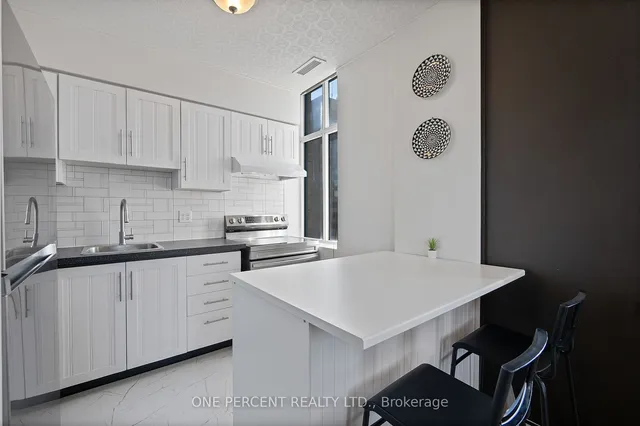 Additional image 16 of 36 James St Unit 1506