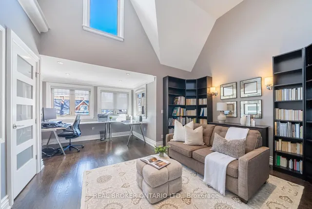 Additional image 17 of 194 Lee Ave