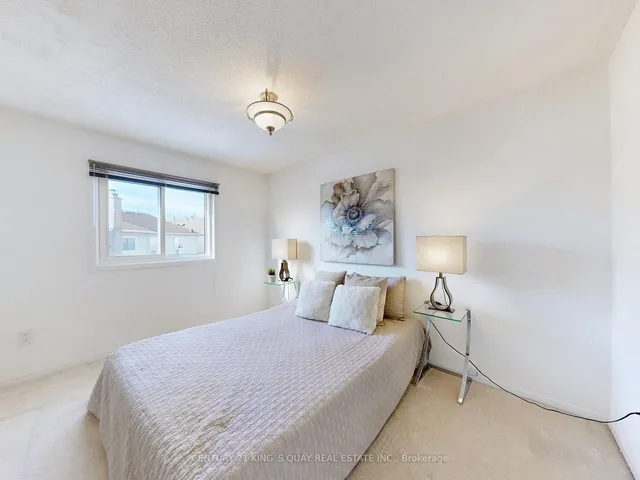 Additional image 28 of 19 Historic Terr