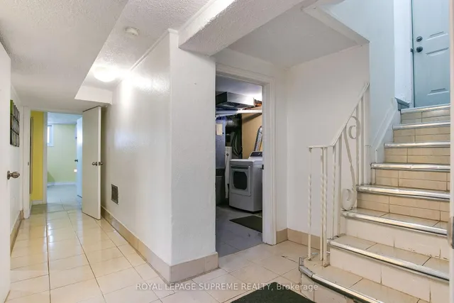 Additional image 19 of 48 Lester Ave