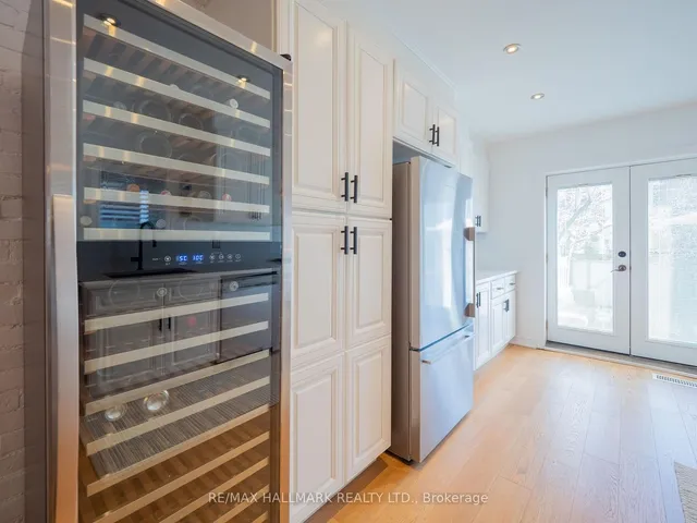 Additional image 16 of 87 Empire Ave