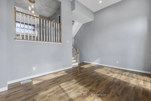 Additional image 9 of 49 Dawson Cres