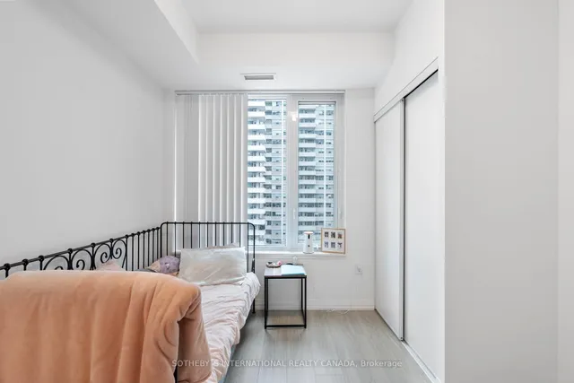 Additional image 16 of 50 Dunfield Ave Unit 711