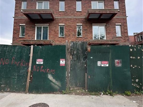 2167 W 13th St, Brooklyn, NY 11223