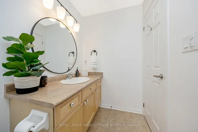 Additional image 32 of 792 Rayner Crt