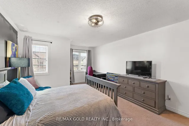 Additional image 29 of 7 Powell Dr