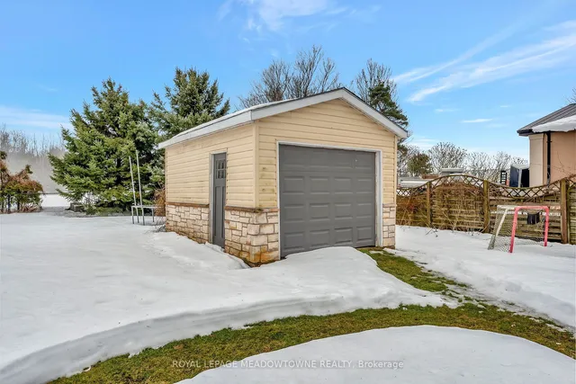 Additional image 39 of 128 Carlisle Rd