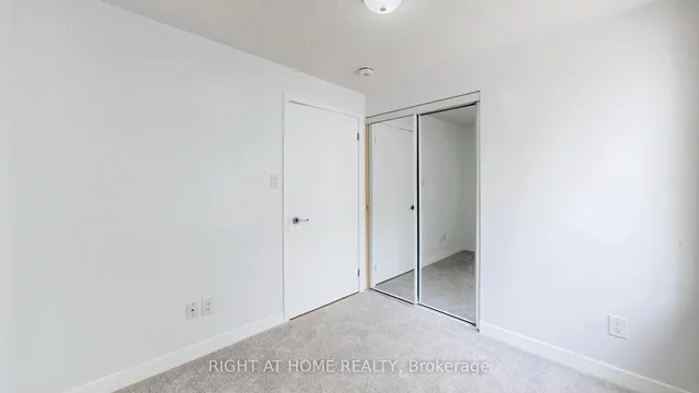 Additional image 20 of 60 ORCHID PLACE Dr Unit 15